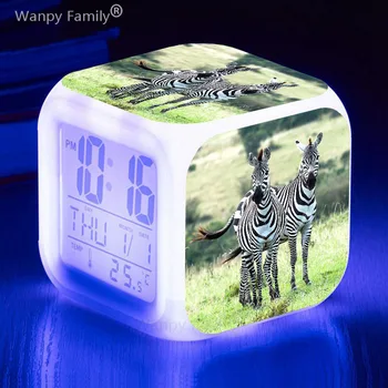 Foarte Frumos Zebra Ceas desteptator 7 Culori Stralucitoare LED Ceas Digital Touch Flash Mici Lumini de Noapte Ceas de Birou Cadou Pentru Copil